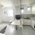 Ground Floor Apartment In Mykonos Town